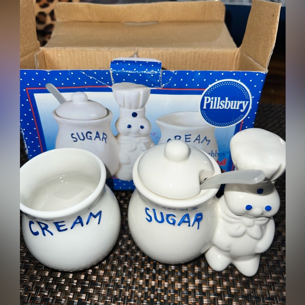 Pillsbury Doughboy Sugar & Creamer Ceramic - Benjamin & Medwin 2002 New